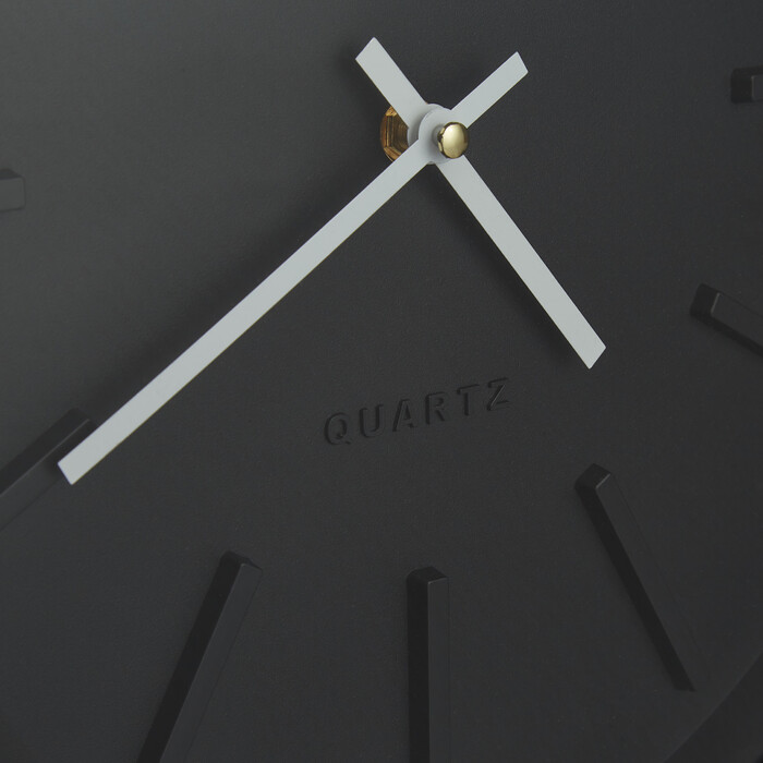 Relaxdays Wall Clock modern