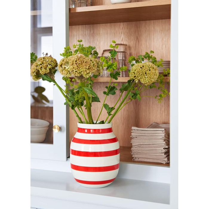 Ваза Kähler Omaggio, чорна, H12.5 см - оригінальний дизайн з ручним малюнком