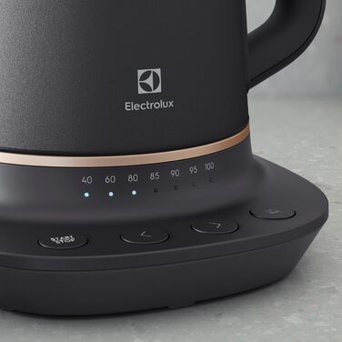 Електричний чайник Electrolux Explore 7 E7K1-6BP: акумуляторний, з регулюванням температури, 1.7 л, Black Pearl