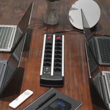 Мережевий фільтр Ucomen 10-фазний з USB та захистом від перенапруги (3680W 16A) для комп'ютерних столів, 20W USB-A та USB-C зарядка, кабель 1.5м