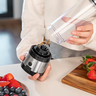 Cecotec Portable Single Blender Power Titanium 300 EasyGo - 350W Ice Crusher with Titanium-Coated Blades, 2 Cooling Tubes, 2 Travel Cups & Lids