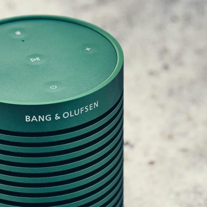 Bang & Olufsen Beosound Explore: Портативна Bluetooth колонка, водонепроникна IP67, зелений колір. Для подорожей, кемпінгу та дому. До 27 годин звучання, 360° звук