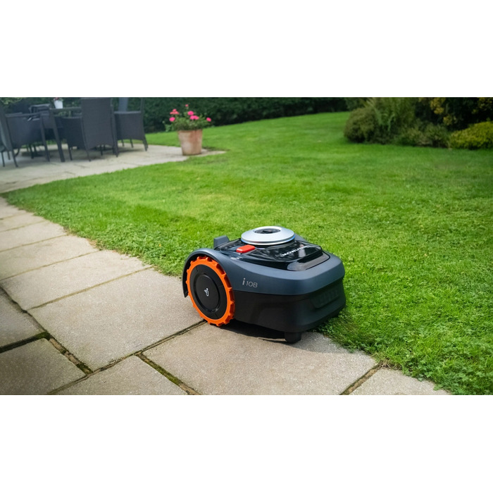 Робот-газонокосарка Segway Navimow i108E 4G, ширина косіння 18 см
