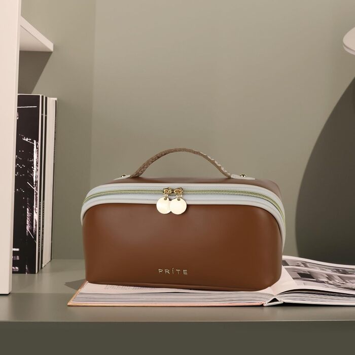 Косметичка велика містка для подорожей, водонепроникна з PU-шкіри, з прозорими роздільниками та ручкою (M, темно-коричнева)