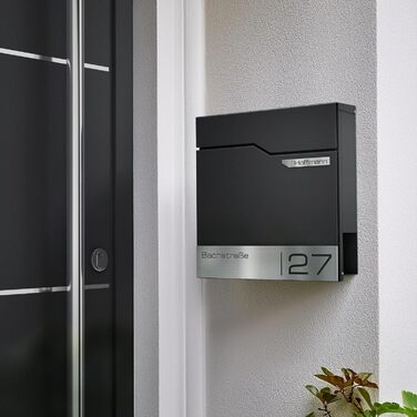 Поштовий ящик настінний Metzler Thobe з нержавіючої сталі та відділенням для преси, з іменним шильдиком, чорний
