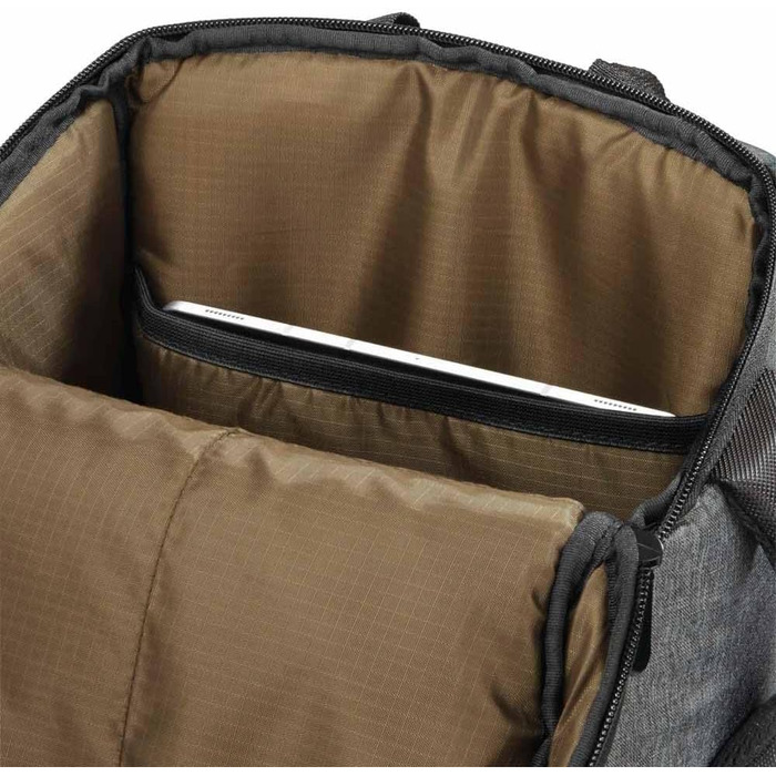 Чохол для камери: 27 x 23 x 42 см