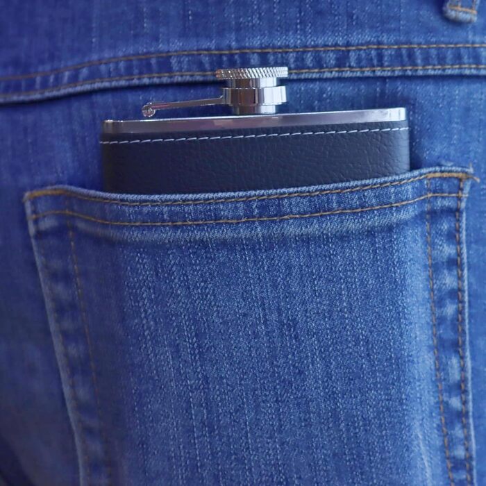 Фляга для алкоголю 8oz з нержавіючої сталі, набір з 4 склянок та воронкою, для чоловіків та жінок, подарункова коробка GUFRRST