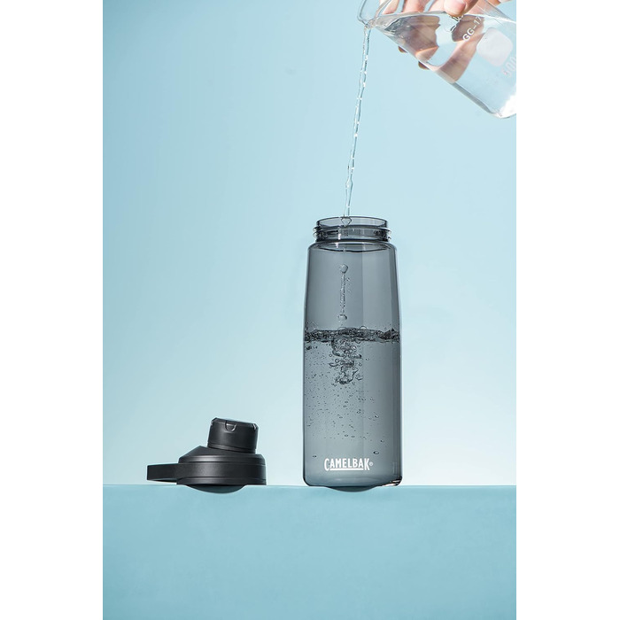 CamelBak Chute Mag Water Bottle (1500 ml, Clear)