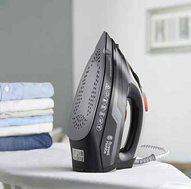 Парова праска Russell Hobbs 3100 Вт — швидке та зручне прасування одягу