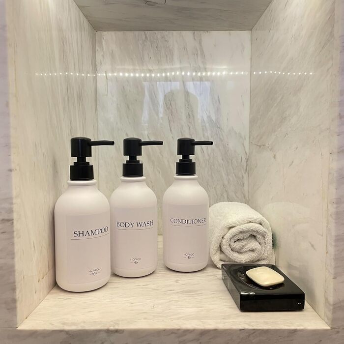 Набір диспенсерів для мила, шампуню та гелю для миття: 3 шт., 500 мл, без свердління, настінний монтаж, етикетки в комплекті, янтарний колір (чорна пляшка + біла помпа)