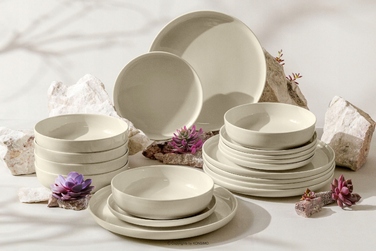 Обідній сервіз Konsimo Victo, бежевий глянцевий, набір на 6 осіб (18 предметів)