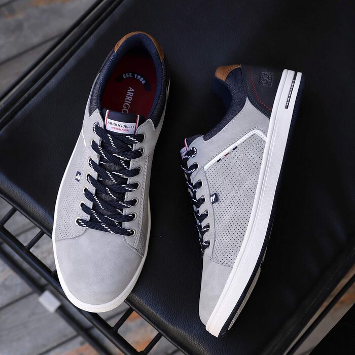 ARRIGO BELLO Кросівки чоловічі білі/срібні, спортивні, для ходьби та бігу, розміри 41-46, EU 42