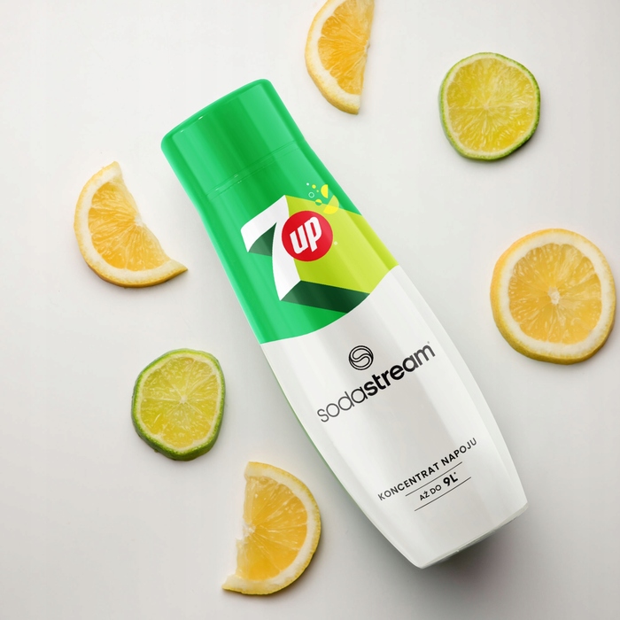 Сифонізатор для газування води SodaStream з сиропом 7UP та 3 пляшками, балон CO2