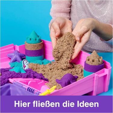 Kinetic Sand Mermaid Suitcase - with 1 kg of original kinetic sand from Sweden in 3 colors, 6 molds, 1 shovel for creative indoor sand play, for children ages 3 and up.