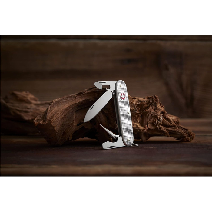 Швейцарський ніж Victorinox Pioneer: мультитул з 8 функціями, ніж, викрутка 3 мм, відкривачка для пляшок