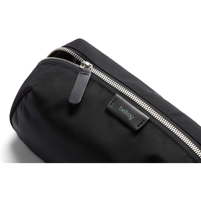 Чоловіча дорожня косметичка Bellroy Kulturbeutel Plus, чорна