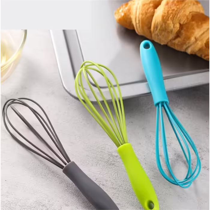 Snow Whisk Mixing Whisk Compact Portable Silicone Mixer, Snow Whisk, Manual Hand Milk Frother, Small Household Egg Mixer Made of Silicone Whisk Kitchen Whisk (Yellow)