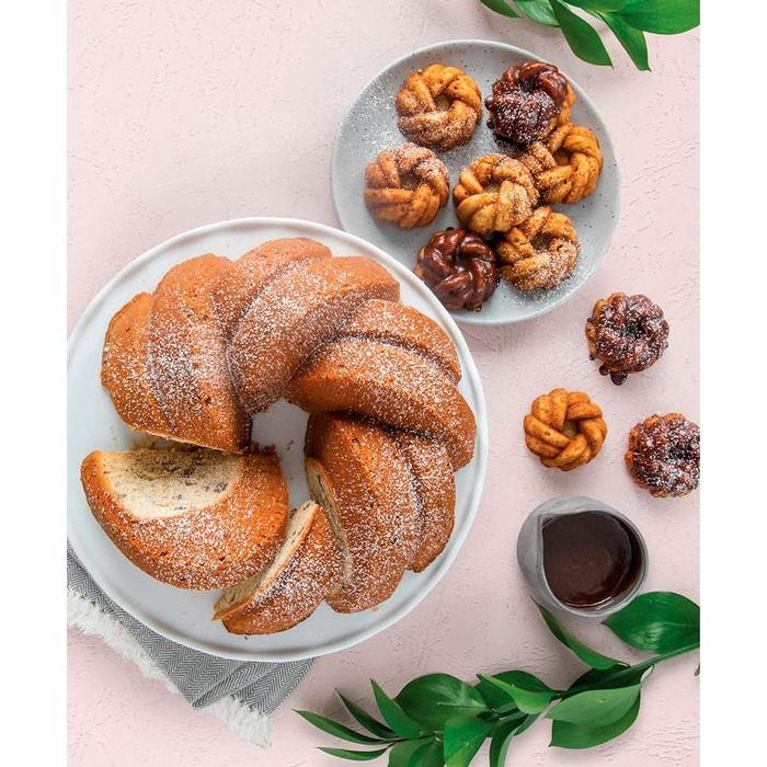 Форма для випічки Nordic Ware 95577, річкова плетіння, золота, на 12 порцій