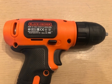 Акумуляторний шурупокрут Black+Decker 7,2 В BDCD8