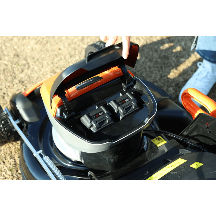 Акумуляторна газонокосарка Yard Force LMC46 (2x20V, 2x5.0 Ah)