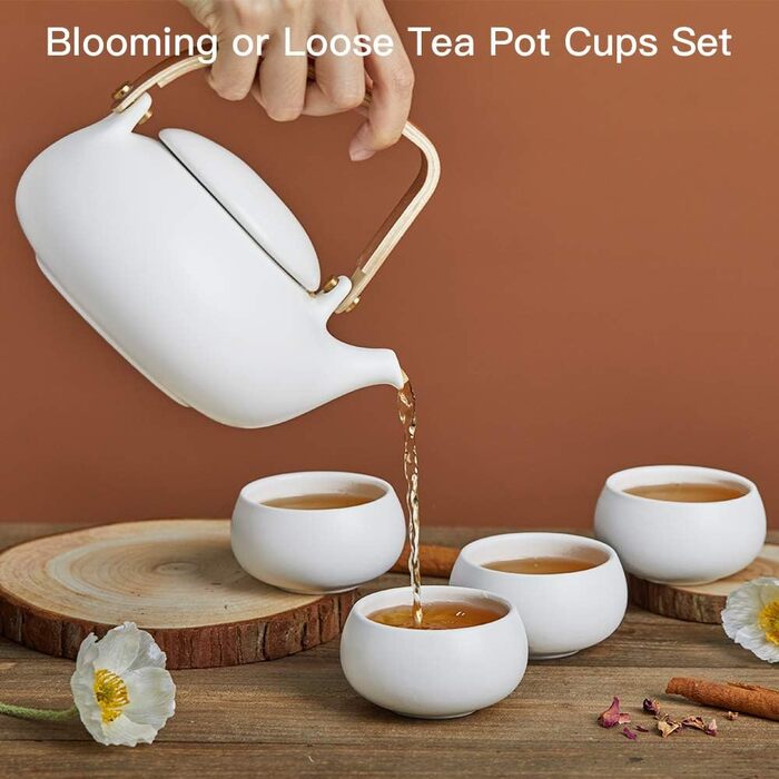 ZENS Modern Japanese Teapot, 800ml Matte White Ceramic Teapot with Infuser, Wooden Handle Small Japanese Teapot for Loose Leaf Tea, White Tea, Green Tea Steeper, Gift for Tea Lovers (09-weiß Teeservice-4 Tassen)