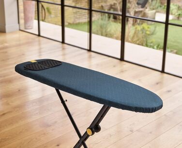 Гладильна дошка Joseph Joseph Glide 135 x 45 см з регулюванням висоти та стійкою до нагрівання поверхнею для прасування, зручне зберігання, 4-шаровий бавовняний чохол (Plus, Чорний/Синій, 110 см)