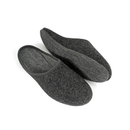 колір: темно-сірий