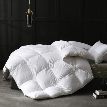 APSMILE Winter Duvet 135x200cm, Down Duvet 135x200cm, Hotel Collection Duvet with Goose Down and Goose Feathers, Suitable for Single Beds with Natural Warmth Down Duvet, 8 Corner Loops (White, 1025g) Single 135 x 200 cm White / Winter Duvet