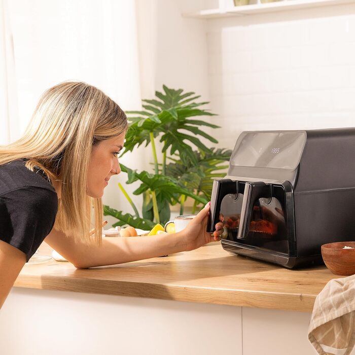 Фритюрниця без олії Cecotec Cecofry Advance 9000 Window 9L. Потужність 2200W, рухома перегородка, подвійний контроль температури 80-200ºC, вікно, PerfectCook, чорний колір, 1 кошик