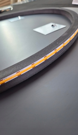 Кругле LED-дзеркало для ванної кімнати 60 см з підсвіткою COB
