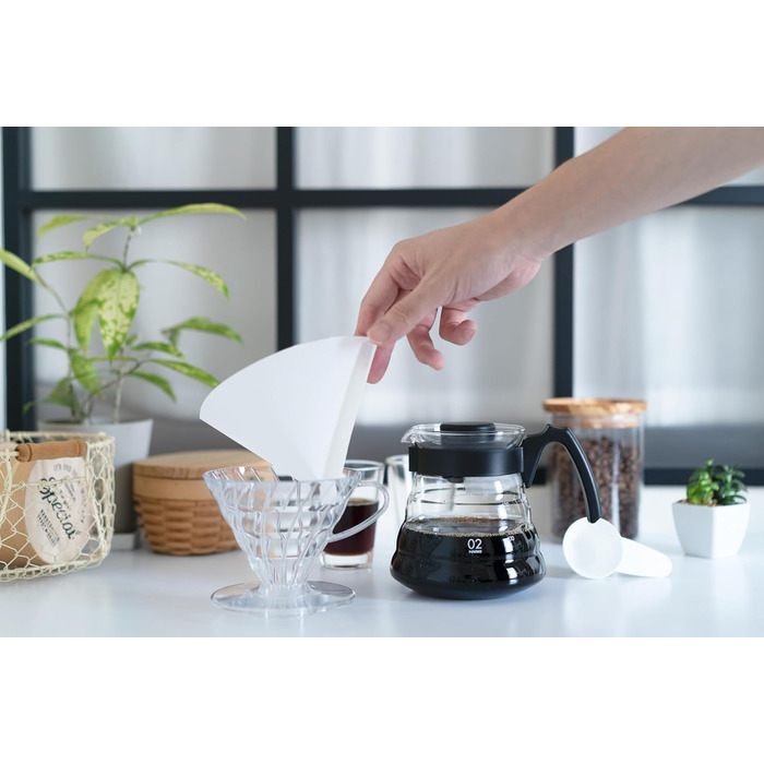 Кавовий набір Hario V60: пластиковий дрипер, скляний сервер, мірна ложка, фільтри, боросилікат, чорний, розмір 2