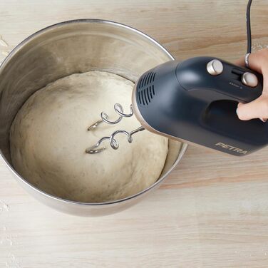 Ручний міксер Petra 300W з 5 швидкостями, турбо-функцією, гачками для тіста та вінчиками, сріблястого кольору