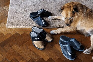 Чоловічі домашні капці BeComfy з натуральної шкіри, вишивка KingDad, чорно-бежеві, розміри 40-46 EU