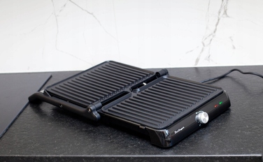 Електричний гриль Berlinger MAX-2400-W 2400 Вт, розкладний на 180°