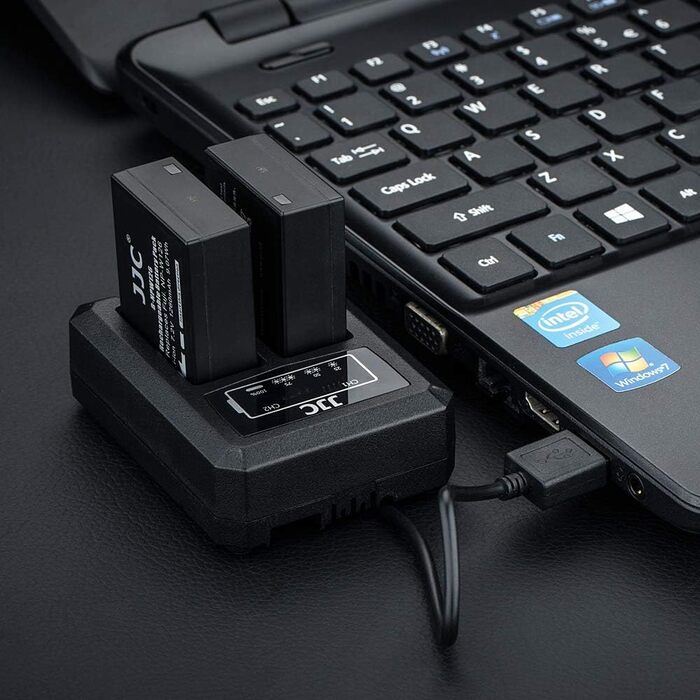 Зарядний пристрій JJC USB для акумуляторів Fujifilm X-T30, X-E5, X100VI, X100V та інших моделей (NP-W126/NP-W126s)