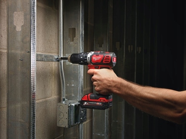 Акумуляторний ударний дриль-шурупокрут Milwaukee M18 BPD-0, 18 В, 50 Нм