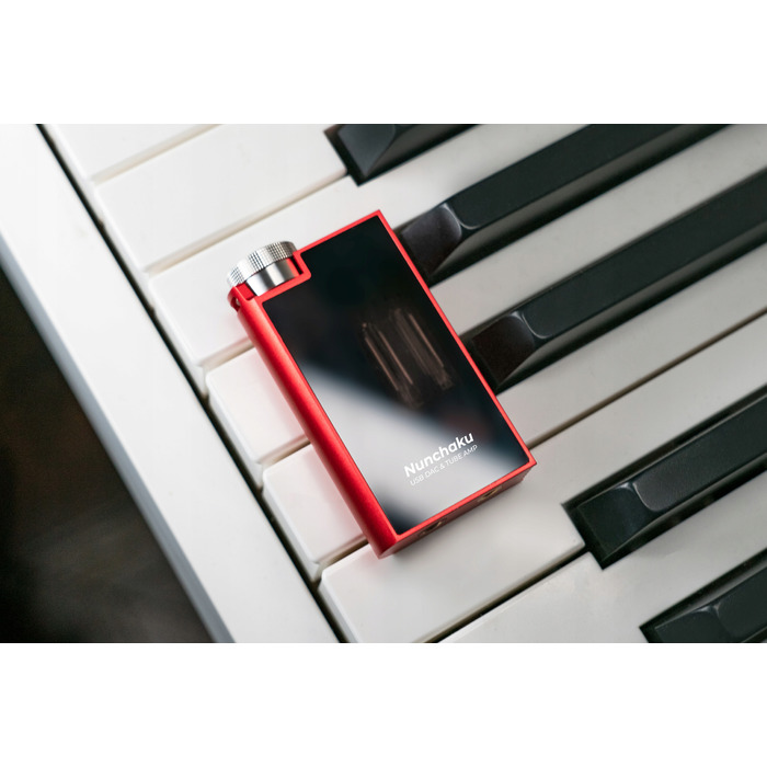 iBasso Nunchaku (червоний) — 2x TUBE JAN6418, 2x CS43198, 4x OPAMP, 4x BUF634A