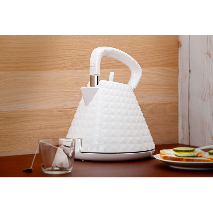 Eldom VENO Retro Electric Kettle - 1.5L Capacity, 3000W, Vintage Design with Grid Pattern, Quick Boil, Removable Scale Filter - White Deluxe
