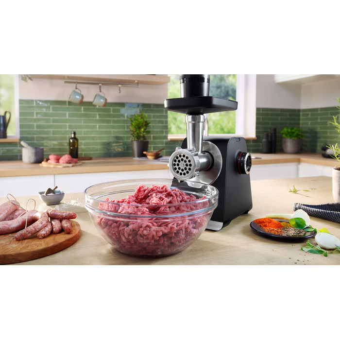 М'ясорубка Bosch Serie 6 MFWS640B, 2100 Вт, реверс, 2 швидкості