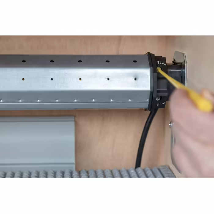Schellenberg 20615 Roller Shutter Motor MAXI Standard 15 Nm, mechanical end-stop adjustment, tube motor for 60 mm shaft, suitable for shutter areas up to 6.2 m², set including wall bracket