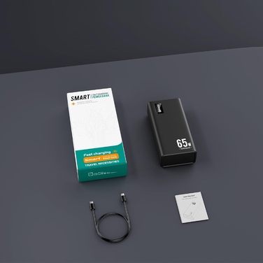 Потужний павербанк 50 000 mAh, чорний, з 4 USB-портами та швидкою зарядкою