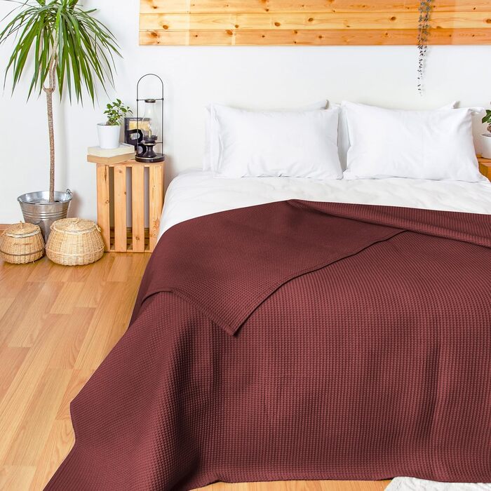Плед LAYENBURG Premium 180x220 см, вафельна тканина, 100% бавовна, махагон