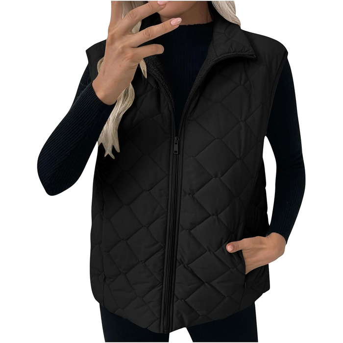 Жіноча жилетка з утеплювачем, тепла, без рукавів, чорна. Стегана жилетка з пуховим наповнювачем.