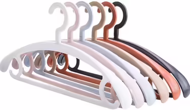 Trrcylp 10-Piece Heavy-Duty Plastic Clothes Hangers, 11.3 kg Capacity, Swivel Hook, Wide Shoulders, Non-Slip, Thick Clothes Hangers (Orange)