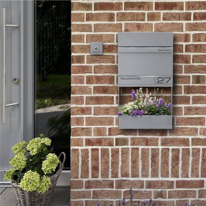 Поштова скринька Metzler Anthrazit RAL 7016 з газетницею та номером будинку, гравіювання імені лазером - сучасний вуличний поштовий ящик з табличкою, водонепроникний та стійкий до іржі | Модель Hermann (Ral9007 Graualuminium)