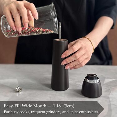 Набір з двох мельниць для солі та перцю з акації з регульованим керамічним жорном – 21 см