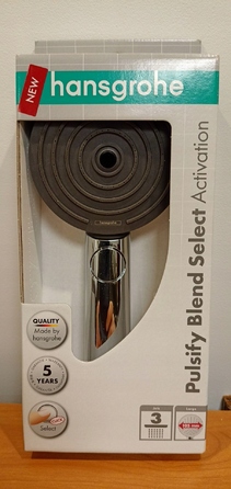 Душова лійка Hansgrohe Pulsify, матовий чорний