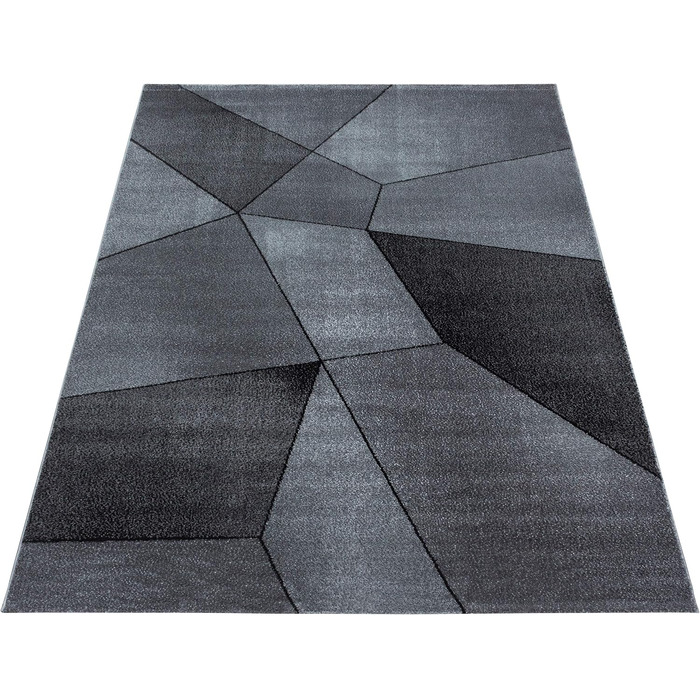 Килимок для вітальні HomebyHome 120x170 см сірий абстрактний геометричний дизайн. Підходить для спальні, кухні, їдальні, дитячої кімнати. Короткий ворс, м'який, легкий у догляді. Прямокутний килим 120 x 170 см сірого кольору.
