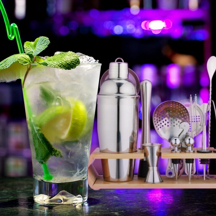 Набір для коктейлів Relaxdays 16 предметів: барний набір зі стійкою, шейкер, джигер, барна ложка, щипці, нержавіюча сталь та бамбук, сріблястий/натуральний