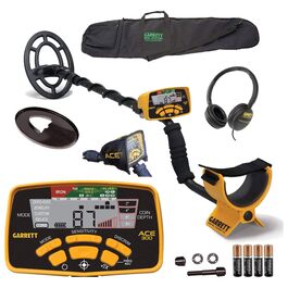 Металодетектор Garrett ACE 300 з водонепроникною котушкою та сумкою для перенесення